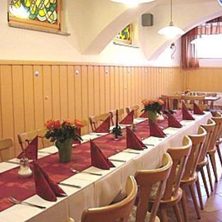 Pension & Gasthof Erbgericht Hoehenlage 850M Маріенберґ Екстер'єр фото