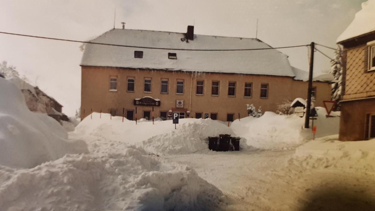 Pension & Gasthof Erbgericht Hoehenlage 850M Маріенберґ Екстер'єр фото